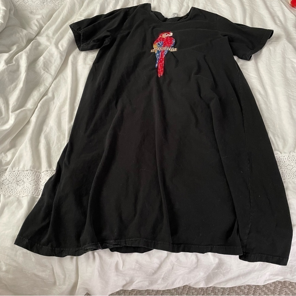 Capistrano 1X Womens Tee shirt dress embellished Parrot embroidered sequins